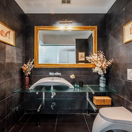 The Boutique Houses - Iconic Suite In Galleria Duomo With Private Parking Μιλάνο Εξωτερικό φωτογραφία