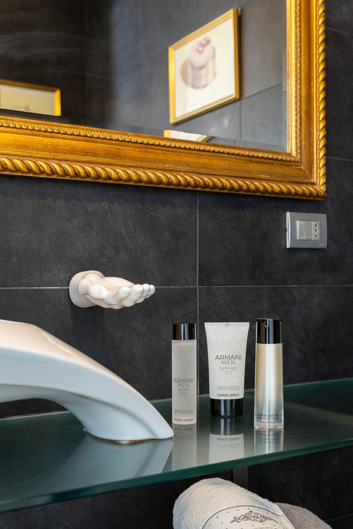The Boutique Houses - Iconic Suite In Galleria Duomo With Private Parking Μιλάνο Εξωτερικό φωτογραφία