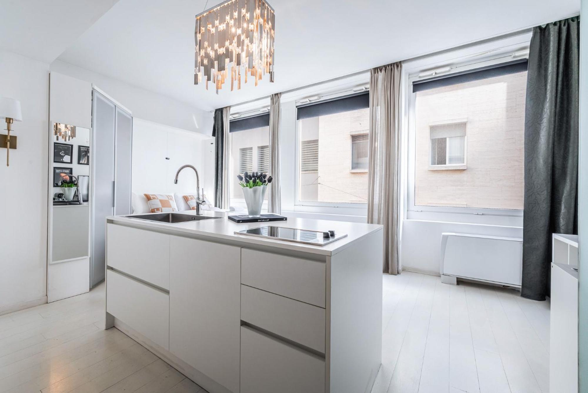 The Boutique Houses - Iconic Suite In Galleria Duomo With Private Parking Μιλάνο Εξωτερικό φωτογραφία